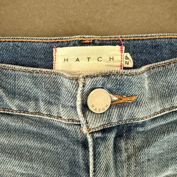 HATCH The Cut Off Denim Maternity Shorts - Picture 7 of 16